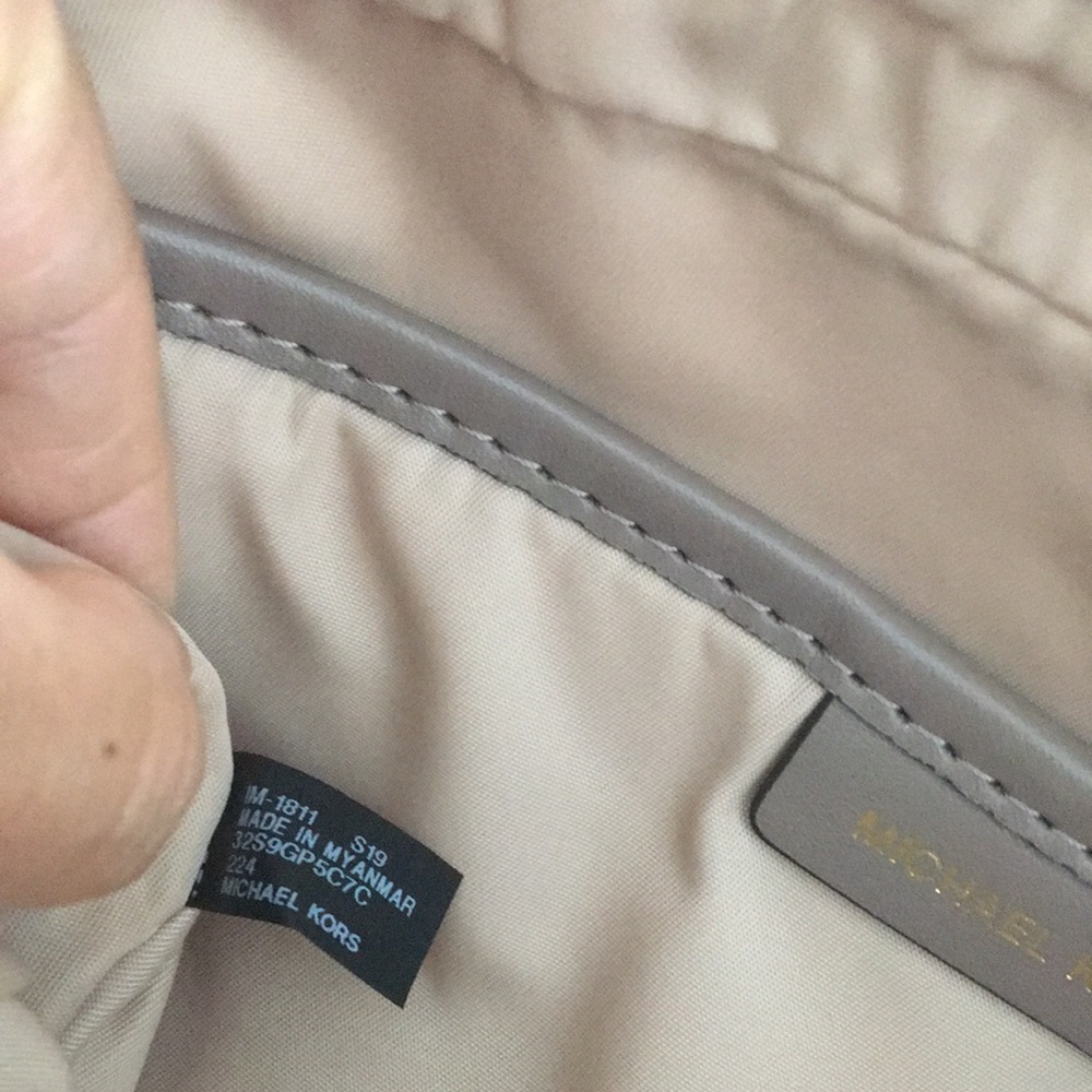 SOLD!!! Michael Kors Polly Large East West Nylon Crossbody Bag NWT - Picture 8 of 11